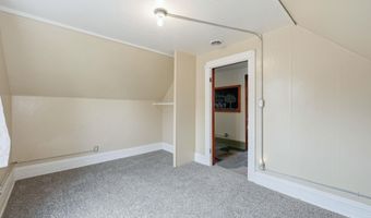 329 W 5th St, Auburn, IN 46706