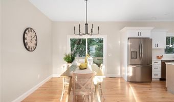 156 Potter St, Cranston, RI 02910