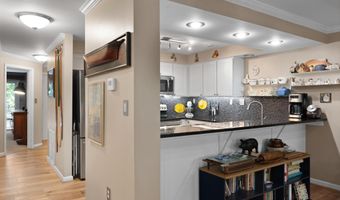 1142 LAKE HERON Dr 2B, Annapolis, MD 21403