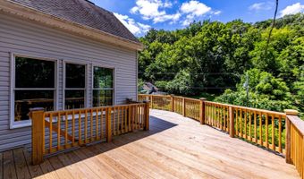 181 Market St, Aurora, IN 47001
