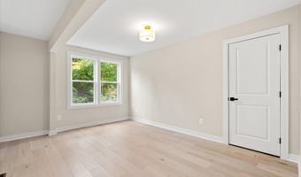 2408 WILLIAM AND MARY Dr, Alexandria, VA 22308