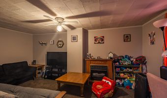 22-24 Hewitt St, Amsterdam, NY 12010