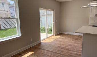 65 Grant Ave, Carteret, NJ 07008