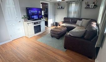 30 Vadnais St, Agawam, MA 01001