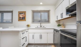 4062 Valeta 334, San Diego, CA 92110