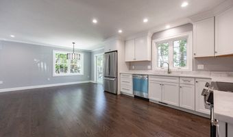 122 Canal St, Blackstone, MA 01504