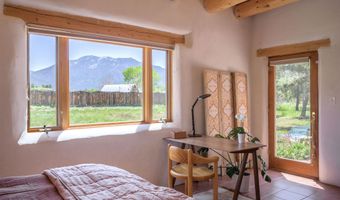 9 Desiderio, Arroyo Seco, NM 87514