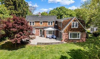 340 Newman Ave, East Providence, RI 02916