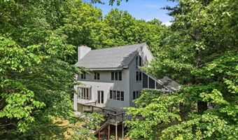 10 Eaton Rd, Amherst, NH 03031