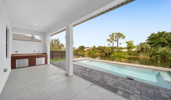 3539 NE 14th Pl, Cape Coral, FL 33909