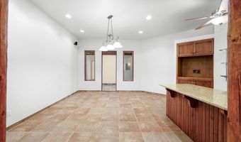 325 Braught Ln, Bosque Farms, NM 87068