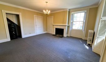 8 Crosby St, Augusta, ME 04330