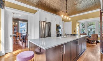 16 7th Ave, Atlantic Highlands, NJ 07716