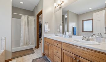 32025 Old Portland Rd, Adel, IA 50003