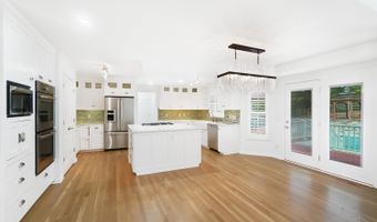 2558 Apple Ridge Ln, Amberley, OH 45236