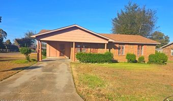 206 Hoover St, Belzoni, MS 39038