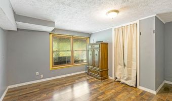 181 Market St, Aurora, IN 47001
