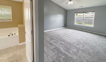 930 Penstock Ct, Avon, IN 46123