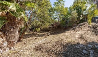 8530 Rockledge Rd, La Mesa, CA 91941