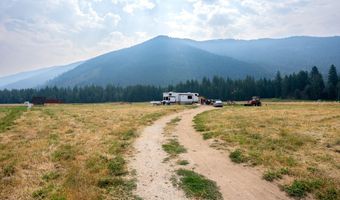 4289 Paradise Valley Rd, Bonners Ferry, ID 83805