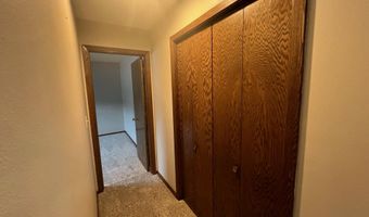 902 N Penn St, Aberdeen, SD 57401