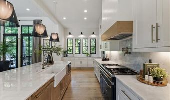 320 Shady Grove Ln, Alpharetta, GA 30009