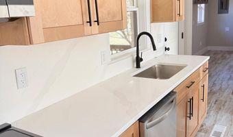 507 Longwood Dr, Arab, AL 35016