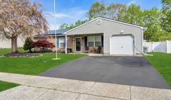 179 Ravenwood Blvd, Barnegat, NJ 08005