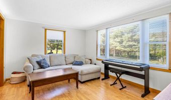 164 E Hill Rd, Brookfield, VT 05036