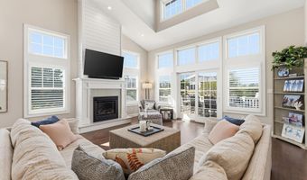 141 30th St, Avalon, NJ 08202