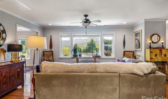 13 Ashley Rd, Asheville, NC 28805