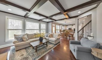 62 Applewood Ln, Acworth, GA 30101