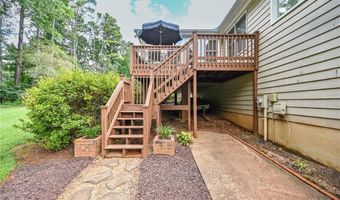 114 Valley Farm Ln, Acworth, GA 30102