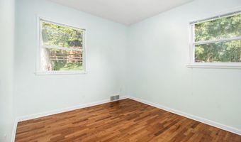 900 Barton Dr, Ann Arbor, MI 48105