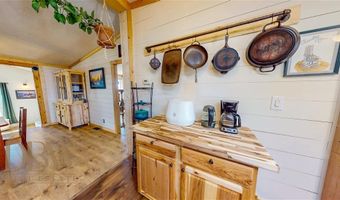 24 Lane 3, Deaver, WY 82421