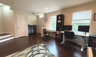 104 VANGUARD Ln, Annapolis, MD 21401