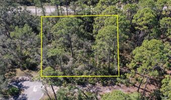 574 Walker Ln, Apalachicola, FL 32320