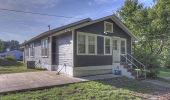 1728 Washington Ave, Baxter Springs, KS 66713