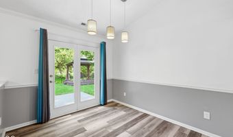 8449 Inland Dr, Avon, IN 46123