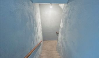 20 Canton Ct, Cranston, RI 02921