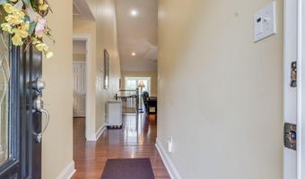 18518 Keeneland Ln, Abingdon, VA 24211