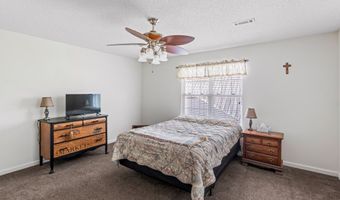 634 Alapaha River Dr, Alapaha, GA 31622