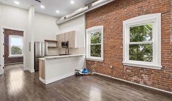 21 W 20TH St 205, Bayonne, NJ 07002
