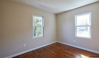 6 Levitt Ave, Bergenfield, NJ 07621