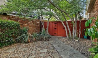 14683 Plage Ln, Addison, TX 75001