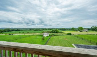 1813 Strauss Ave, Adel, IA 50003