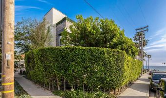 165 Pine Ave, Carlsbad, CA 92008
