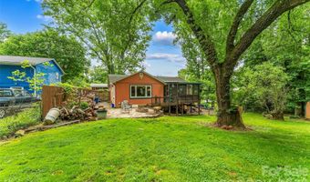 10 Oak Leaf Ln, Arden, NC 28704