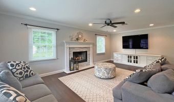 162 Ivy Hill Dr, Aberdeen, NJ 07747