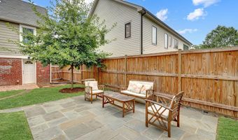 1130 17TH St S, Arlington, VA 22202